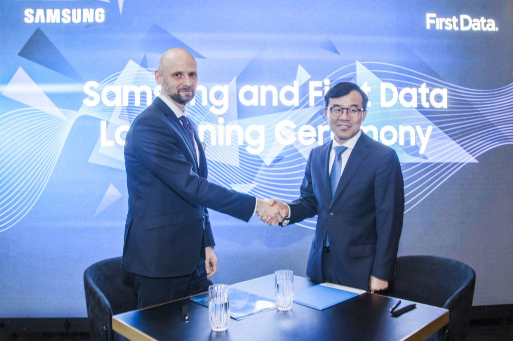 Samsung i First Data