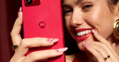 Walentynkowy konkurs Motorola i NEONAIL. Do wygrania smartfony i lakiery w wymarzonych kolorach