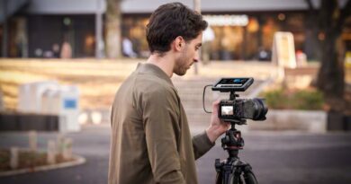 Sony PDT-FP1 – przenośny nadajnik do transmisji danych