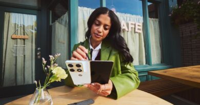 Smartfon motorola razr fold ujawniony na Lenovo Tech World 2026