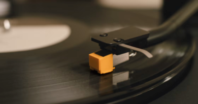 Sony powiększa ofertę gramofonów o nowe modele bezprzewodowe