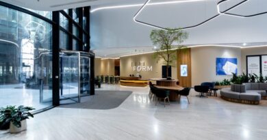 Smartfon zamiast karty: warszawski biurowiec z dostępem przez Portfel Google